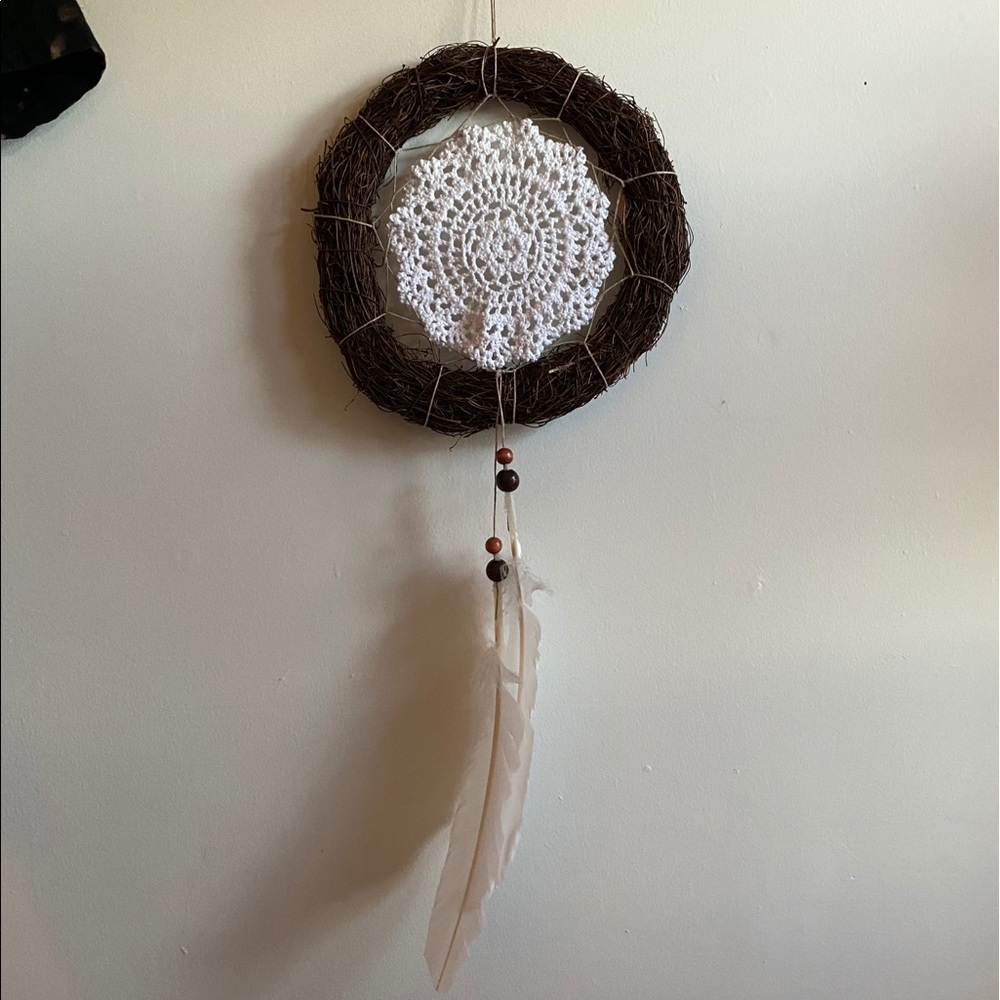 Lone feather dreamcatcher